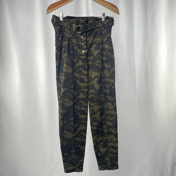 NWT Tularosa Paperbag High Waisted Klein Pants in Camo Size Extra Small - Picture 2 of 6